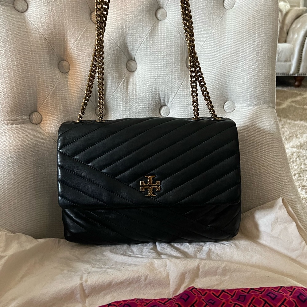🖤💛🖤Tory burch Kira Chevron Convertible Shoulder Bag 🖤💛🖤